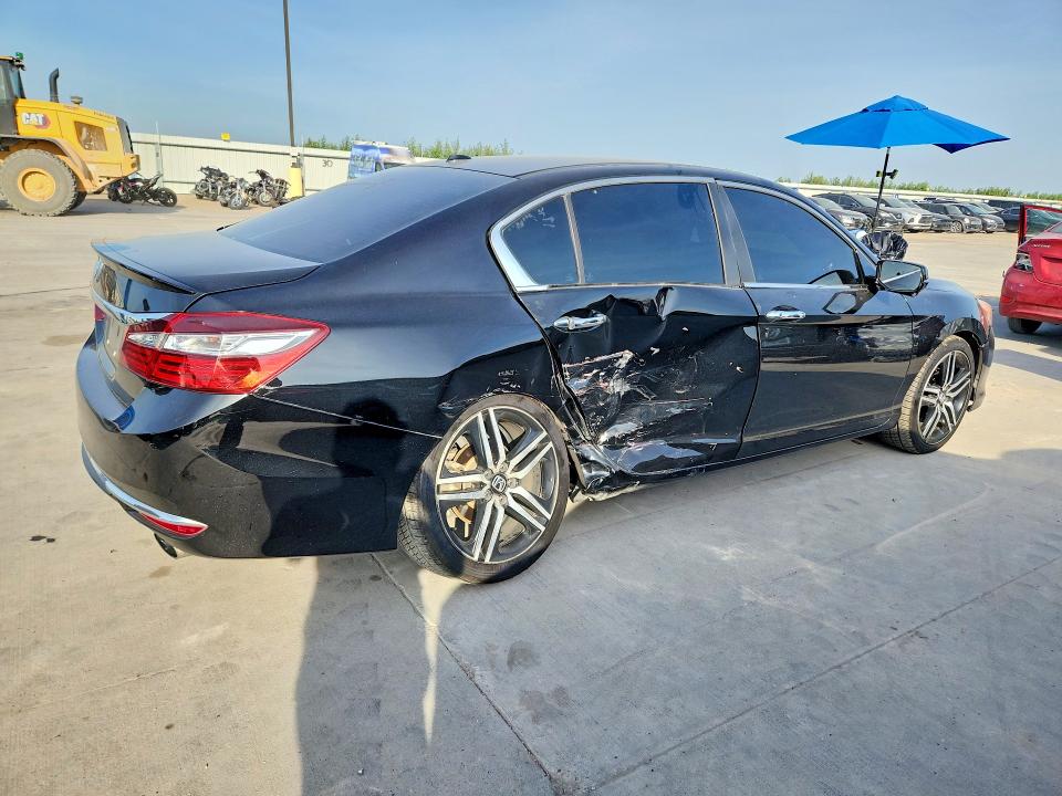62991456 :رقم المزاد ، 1HGCR2F7XHA053301 vin ، 2017 Honda Accord مزاد بيع