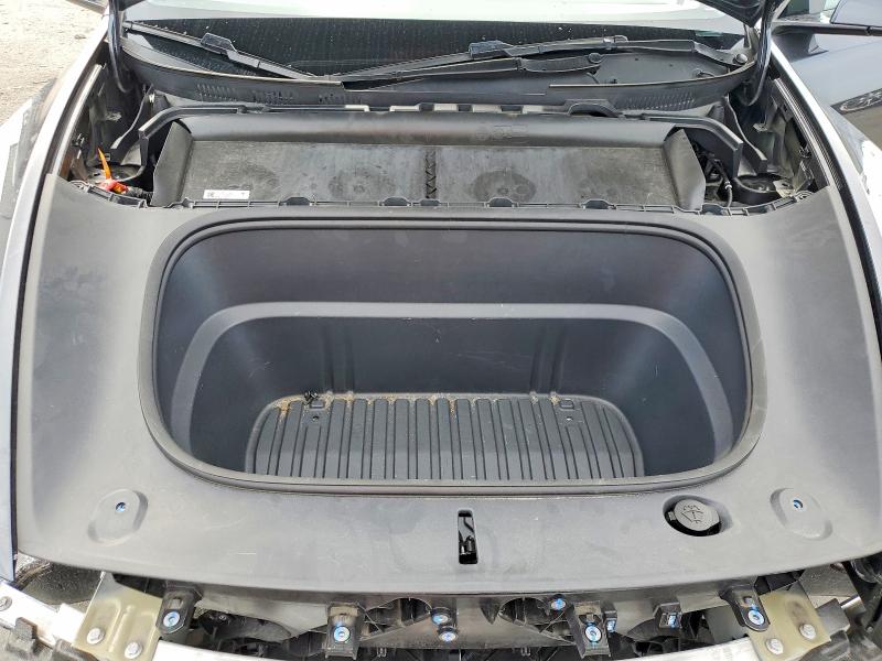 61025416 :رقم المزاد ، 7SAYGDEE4TF324037 vin ، 2026 Tesla Model Y مزاد بيع