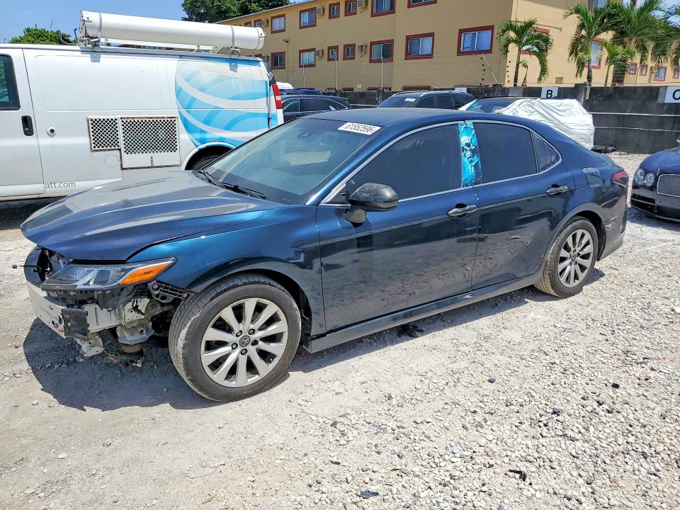 Продажа на аукционе авто 2018 Toyota Camry, vin: 4T1B11HK8JU560713, номер лота: 61552596