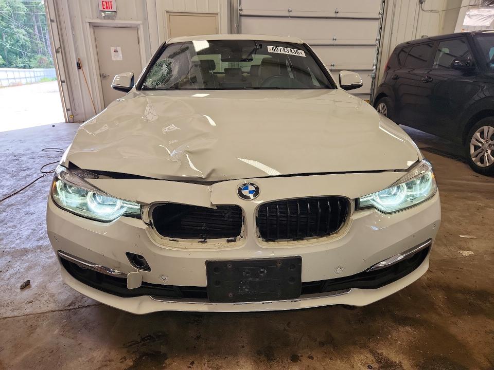 2017 Bmw 330 მანქანა იყიდება აუქციონზე, vin: WBA8D9G59HNU58712, აუქციონის ნომერი: 60743436