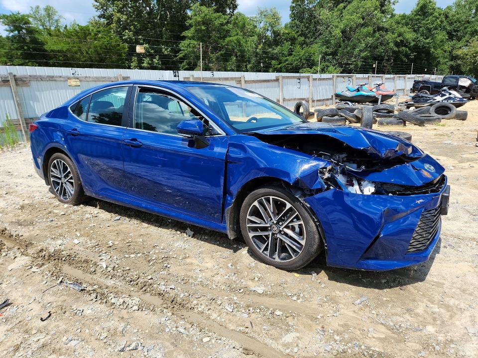 2026 Toyota Camry მანქანა იყიდება აუქციონზე, vin: 4T1DAACKXTU275661, აუქციონის ნომერი: 63242526