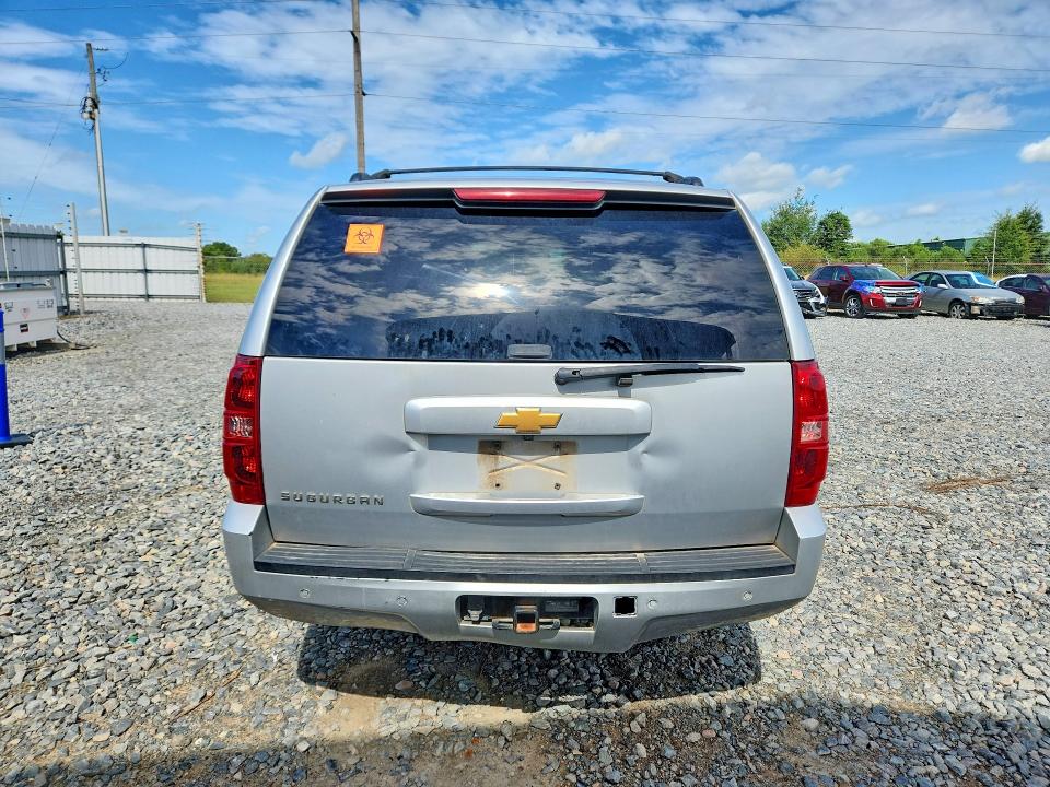 Продаж на аукціоні авто 2014 Chevrolet Suburban, vin: 1GNSCJE04ER121302, номер лоту: 61899166