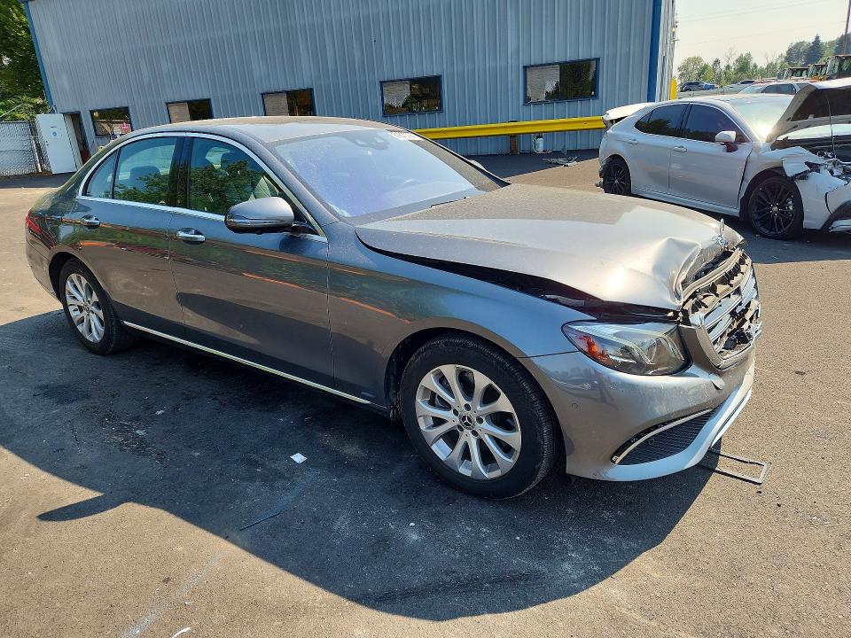 Aukcja sprzedaży 2018 Mercedes-benz E, vin: WDDZF4JB8JA423133, numer aukcji: 61670726