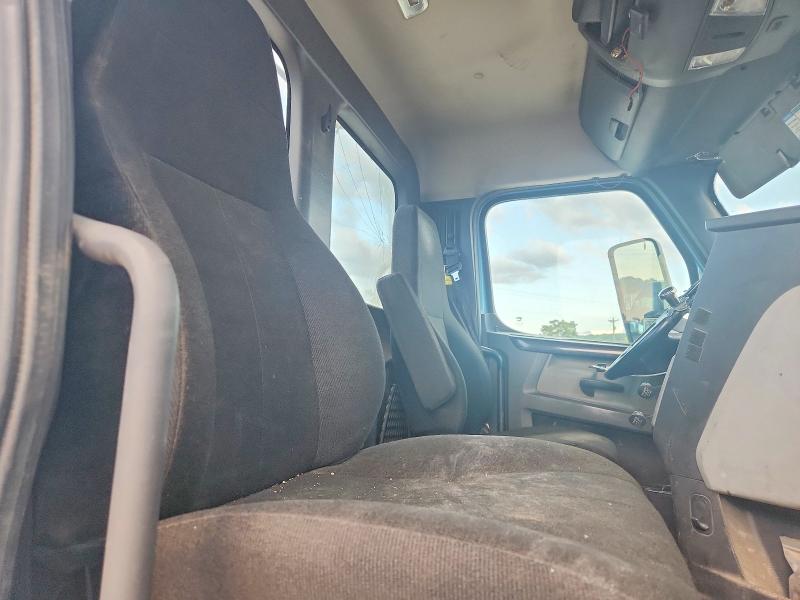 Продажа на аукционе авто 2021 Freightliner Cascadia 126, vin: 3AKJHLDV0MSMU8468, номер лота: 59351206