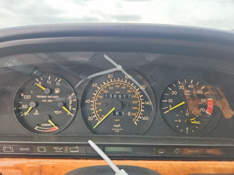 62509786 :رقم المزاد ، WDBCA45D0HA337768 vin ، 1987 Mercedes-benz 560 مزاد بيع