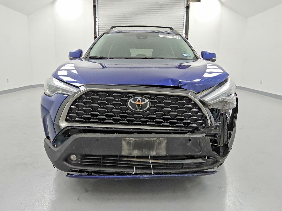Продаж на аукціоні авто 2022 Toyota Corolla Cross, vin: 7MUDAAAG7NV035418, номер лоту: 60006356