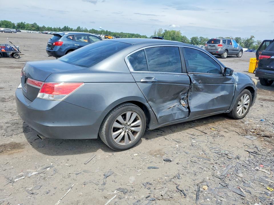 2011 Honda Accord მანქანა იყიდება აუქციონზე, vin: 1HGCP2F7XBA063257, აუქციონის ნომერი: 61925536