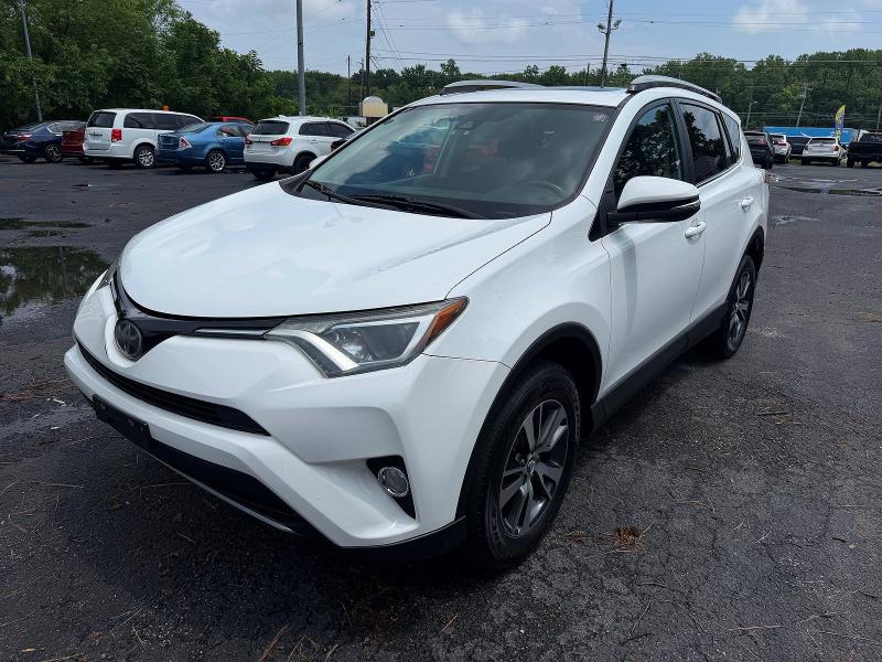 Продаж на аукціоні авто 2018 Toyota Rav4, vin: 2T3WFREV2JW447380, номер лоту: 60225776
