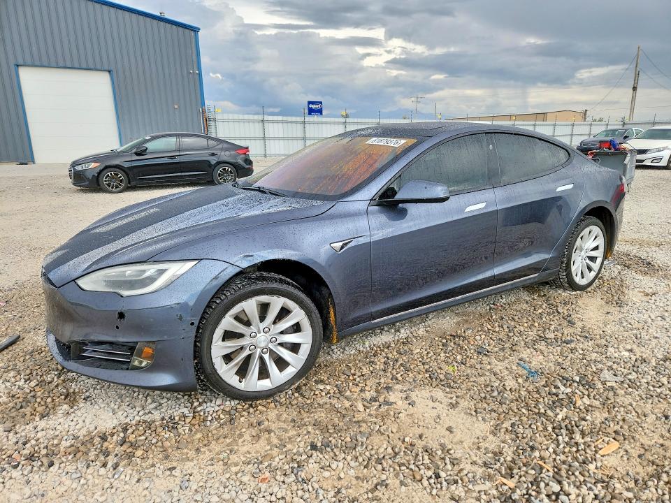 Продажа на аукционе авто 2017 Tesla Model S, vin: 5YJSA1E20HF229216, номер лота: 61879376