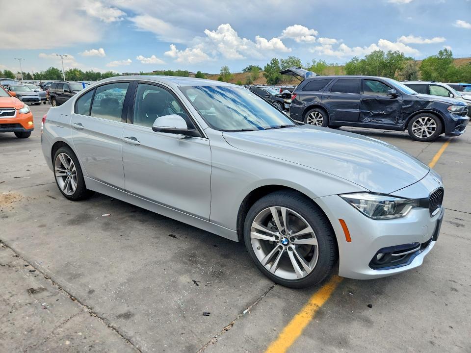 2018 Bmw 330 მანქანა იყიდება აუქციონზე, vin: WBA8D9G51JNU71461, აუქციონის ნომერი: 62704526