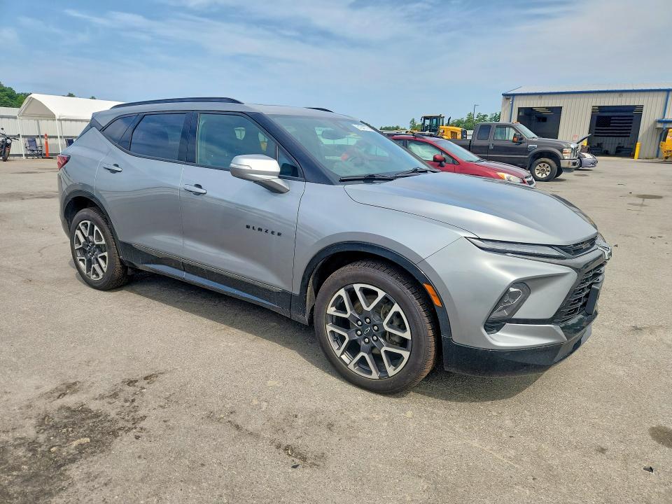 Продажа на аукционе авто 2023 Chevrolet Blazer, vin: 3GNKBKRS2PS235254, номер лота: 61341776