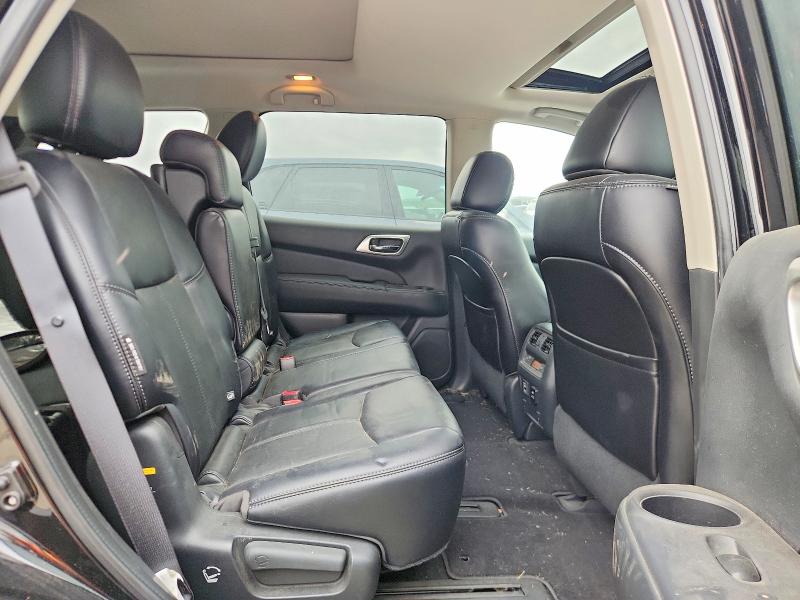 Продажа на аукционе авто 2018 Nissan Pathfinder, vin: 5N1DR2MN7JC621613, номер лота: 61417136