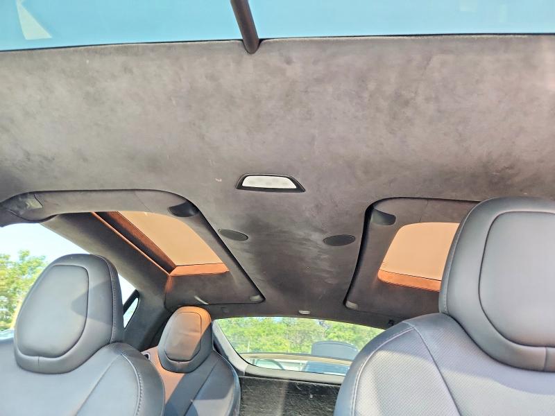 62468606 :رقم المزاد ، 7SAXCBE53PF400459 vin ، 2023 Tesla Model X مزاد بيع