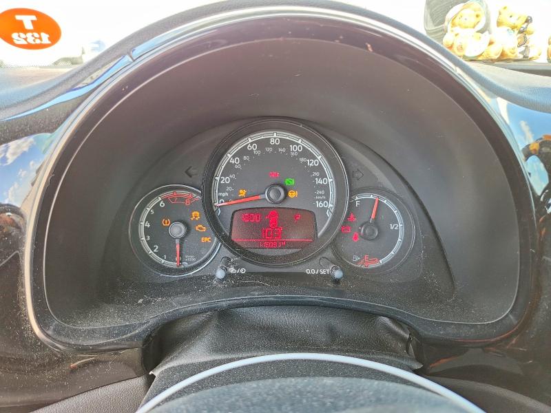 2017 Volkswagen Beetle მანქანა იყიდება აუქციონზე, vin: 3VWF17AT1HM618894, აუქციონის ნომერი: 59392496