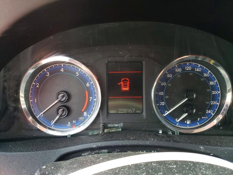Продажа на аукционе авто 2018 Toyota Corolla, vin: 2T1BURHE0JC065424, номер лота: 61006176