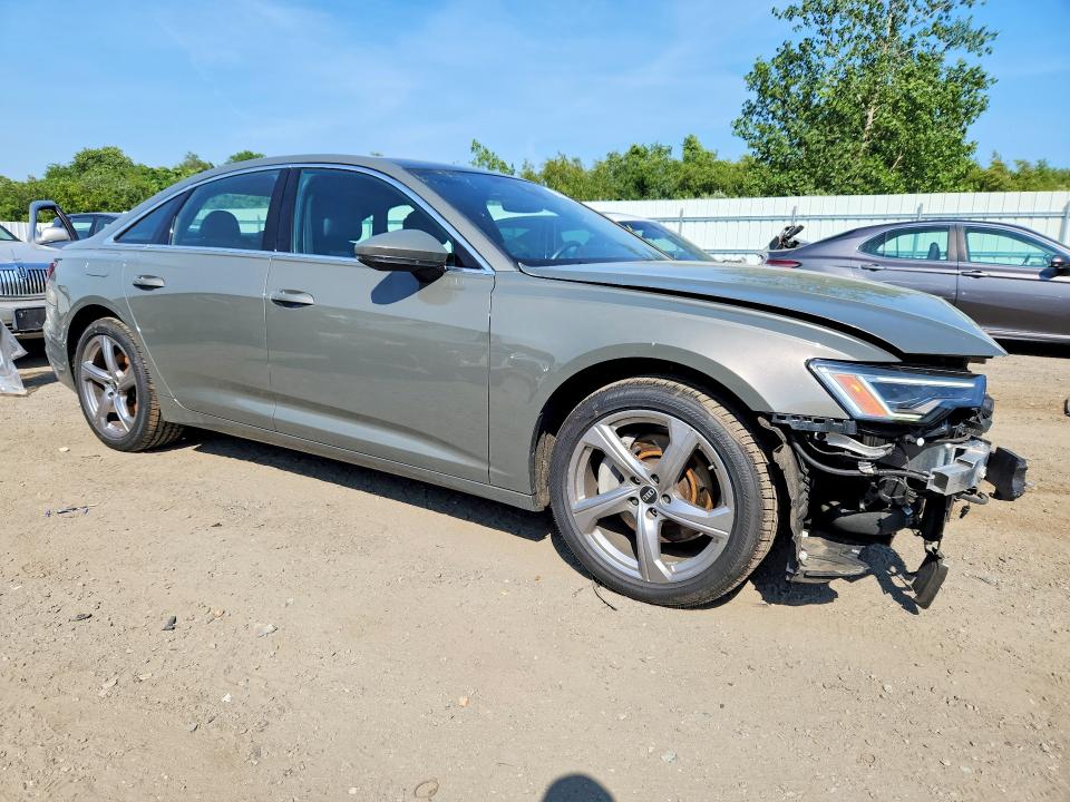 60757726 :رقم المزاد ، WAUE3BF25RN025068 vin ، 2024 Audi A6 مزاد بيع