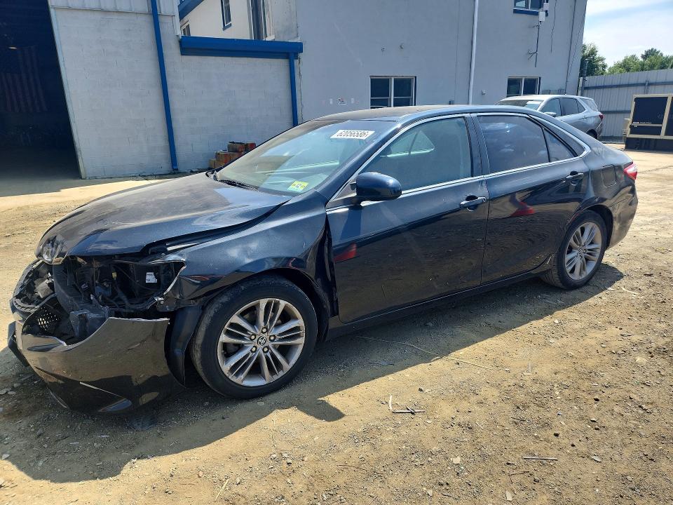 2015 Toyota Camry მანქანა იყიდება აუქციონზე, vin: 4T1BF1FK2FU031236, აუქციონის ნომერი: 62056586