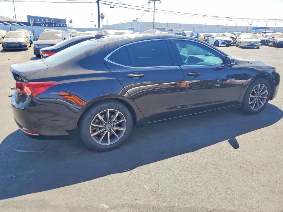 61531446 :رقم المزاد ، 19UUB1F31HA010384 vin ، 2017 Acura Tlx مزاد بيع