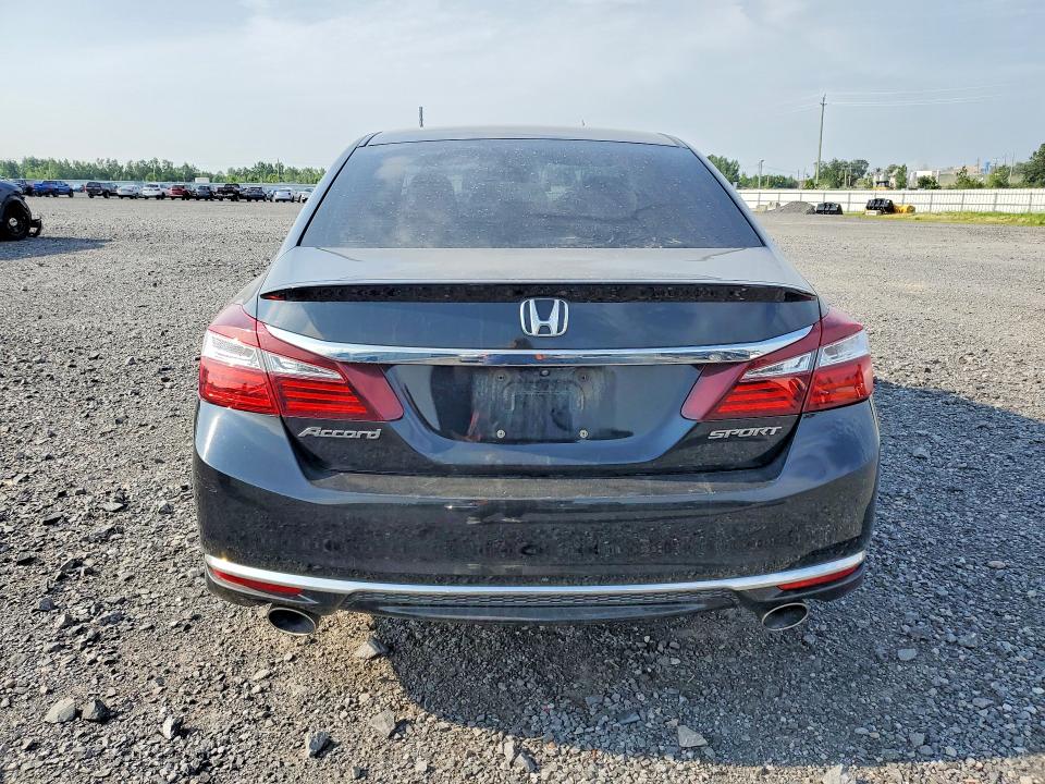 Продаж на аукціоні авто 2017 Honda Accord, vin: 1HGCR2E51HA808268, номер лоту: 61628116