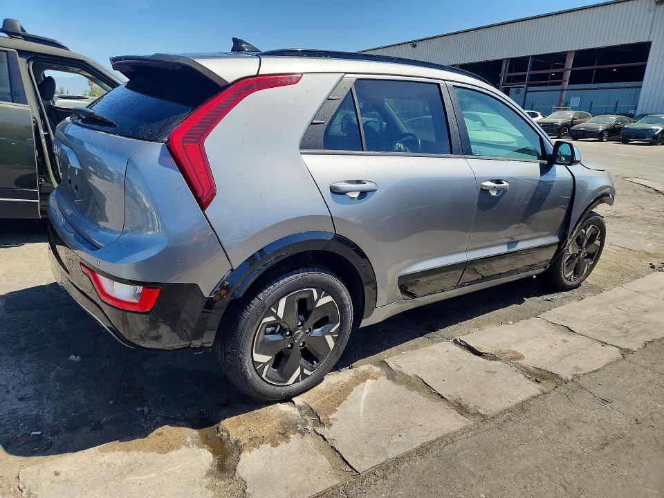 Продаж на аукціоні авто 2024 Kia Niro, vin: KNDCR3L14R5108033, номер лоту: 62473686