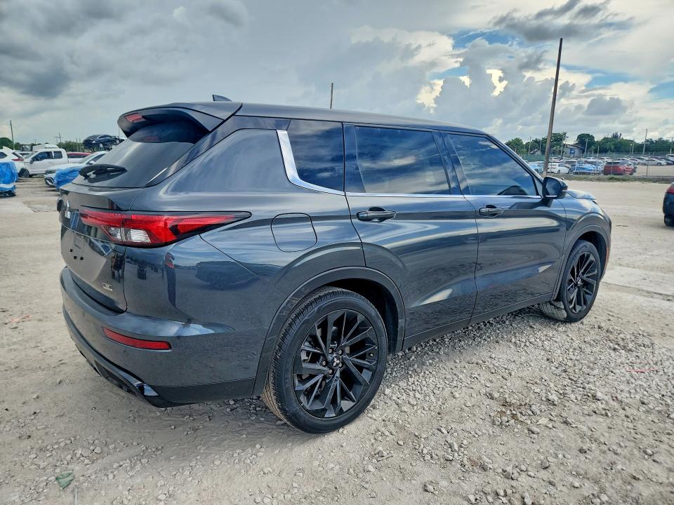 2024 Mitsubishi Outlander მანქანა იყიდება აუქციონზე, vin: JA4J3VA81RZ084815, აუქციონის ნომერი: 59791066