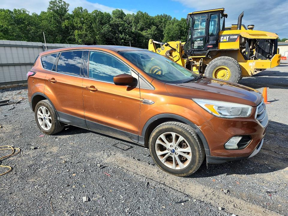 Продаж на аукціоні авто 2017 Ford Escape, vin: 1FMCU9GD6HUD78550, номер лоту: 63164306