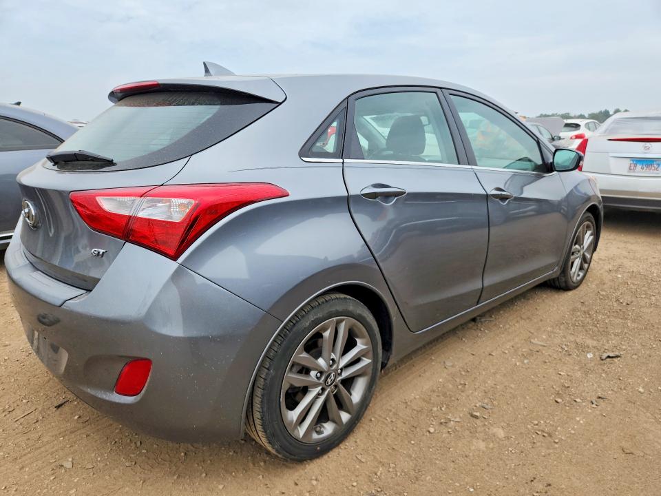 2016 Hyundai Elantra Gt მანქანა იყიდება აუქციონზე, vin: KMHD35LH0GU287345, აუქციონის ნომერი: 61967606