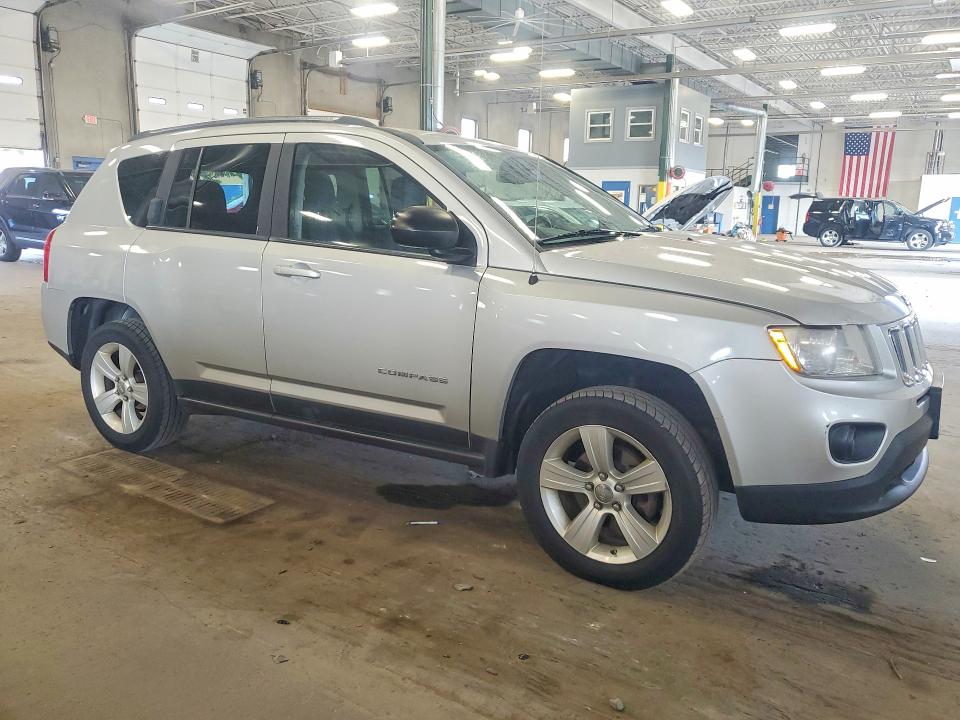 2012 Jeep Compass მანქანა იყიდება აუქციონზე, vin: 1C4NJDEB2CD572558, აუქციონის ნომერი: 63199356