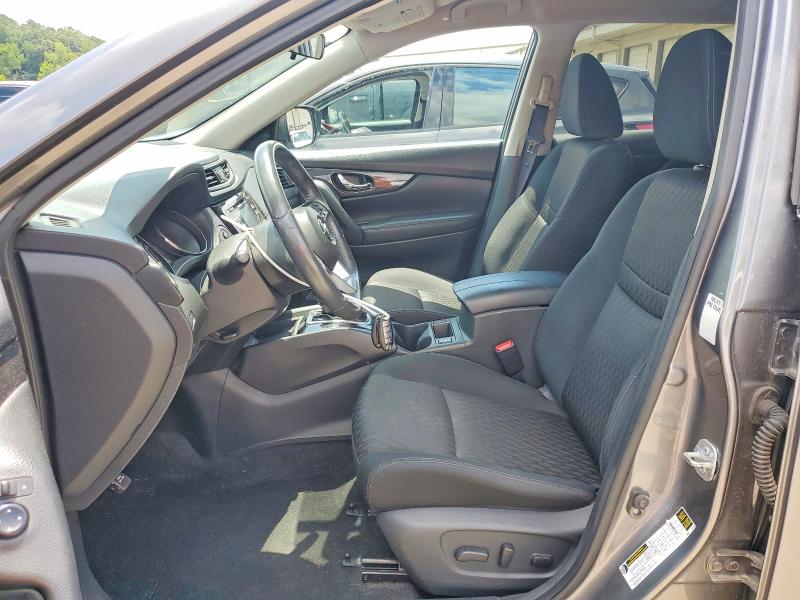 60565966 :رقم المزاد ، KNMAT2MV2HP578195 vin ، 2017 Nissan Rogue مزاد بيع