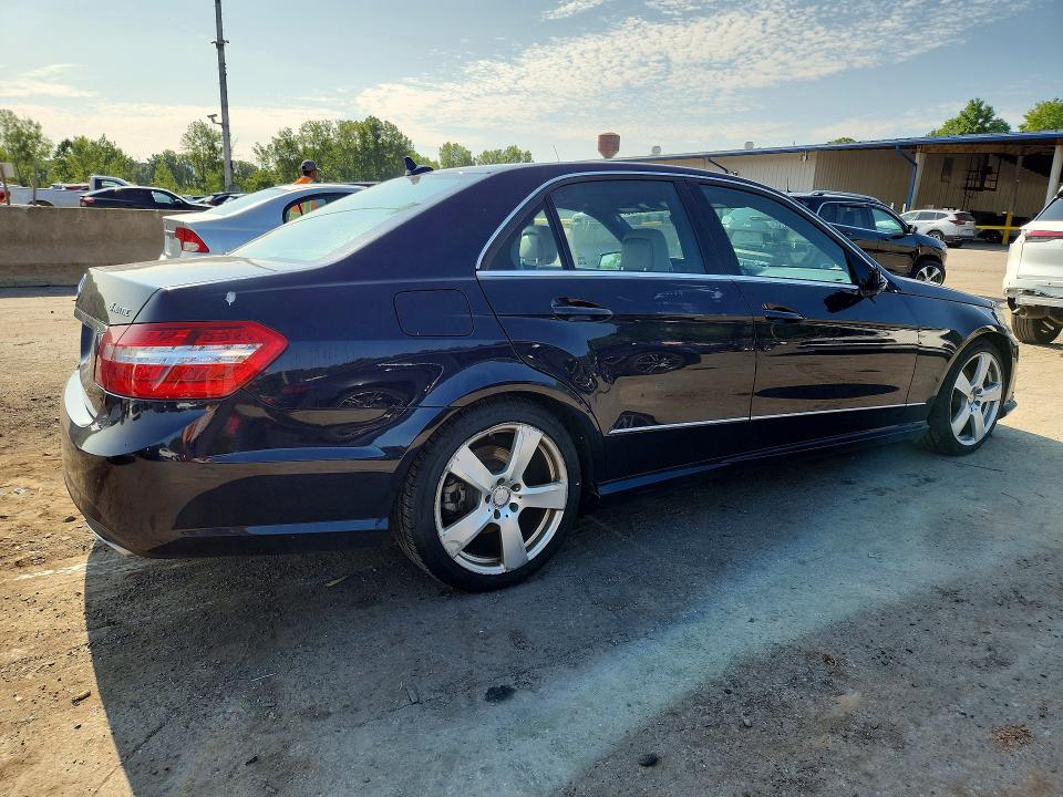 2011 Mercedes-benz E მანქანა იყიდება აუქციონზე, vin: WDDHF8HB3BA484223, აუქციონის ნომერი: 62708196
