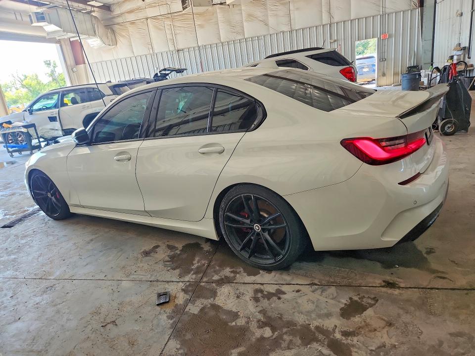 60696646 :رقم المزاد ، 3MW5U9J0XM8B61011 vin ، 2021 Bmw M340xi مزاد بيع