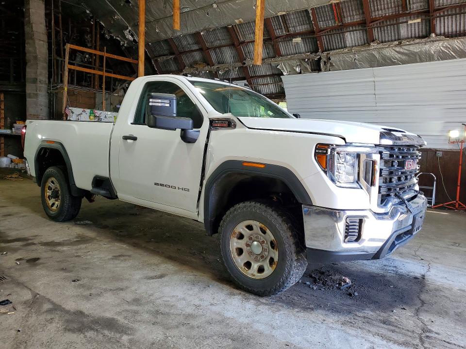 60643476 :رقم المزاد ، 1GT39LEY0NF328459 vin ، 2022 Gmc Sierra مزاد بيع
