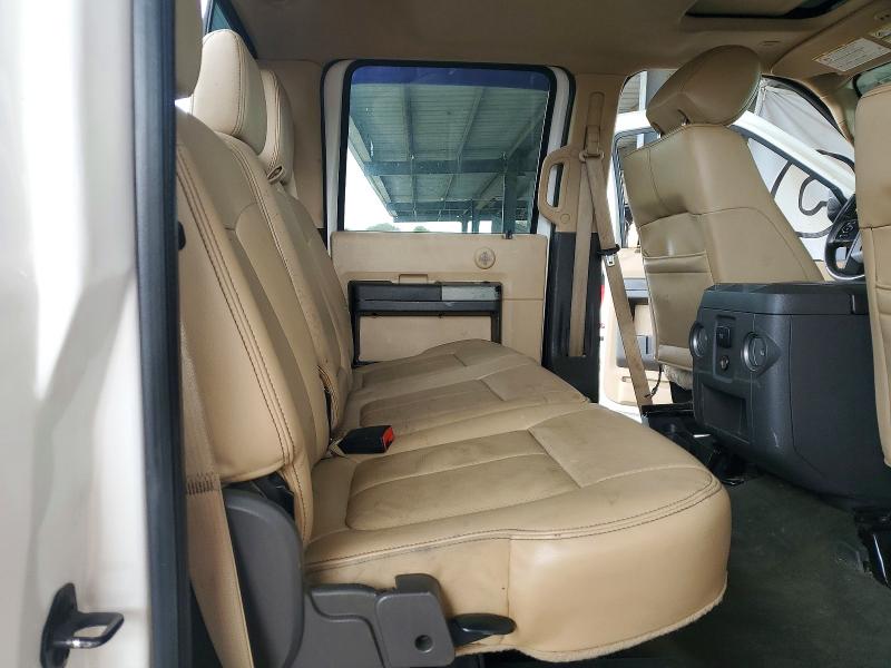 60112856 :رقم المزاد ، 1FT7W2BT8FEA01635 vin ، 2015 Ford F250 مزاد بيع