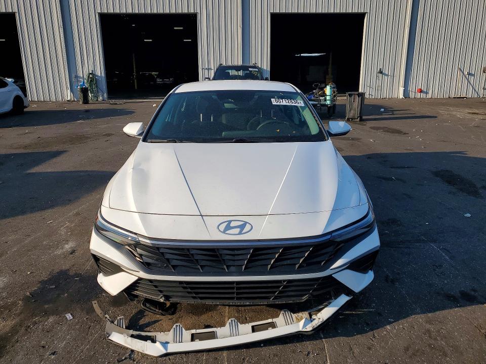 60712836 :رقم المزاد ، KMHLM4DG5RU637175 vin ، 2024 Hyundai Elantra مزاد بيع