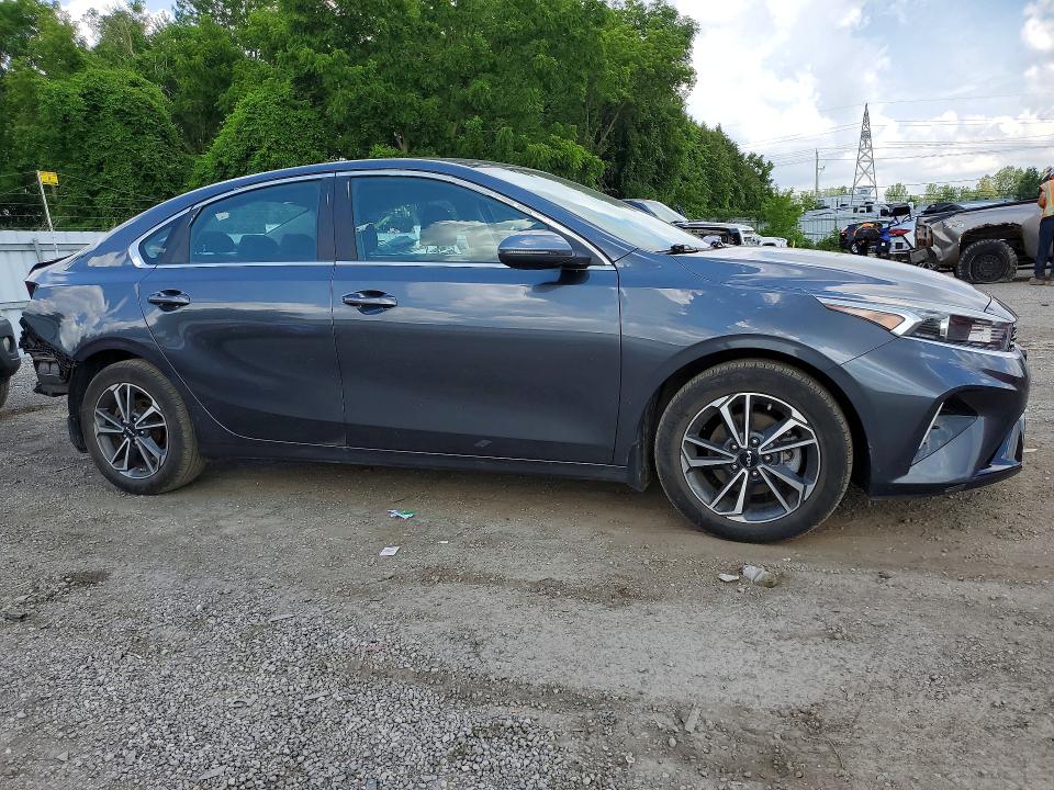 60157786 :رقم المزاد ، 3KPF34AD4NE453286 vin ، 2022 Kia Forte مزاد بيع
