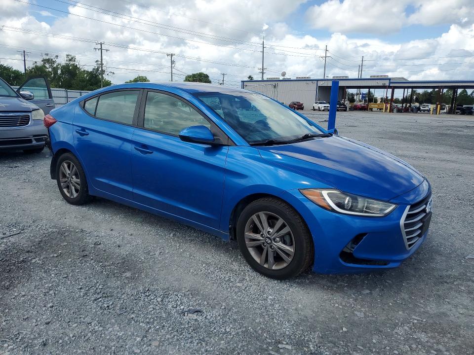 2018 Hyundai Elantra მანქანა იყიდება აუქციონზე, vin: KMHD84LF6JU473831, აუქციონის ნომერი: 61857556