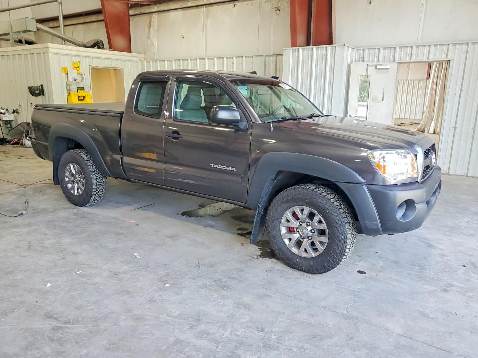 2011 Toyota Tacoma მანქანა იყიდება აუქციონზე, vin: 5TFUU4EN4BX018626, აუქციონის ნომერი: 60619286