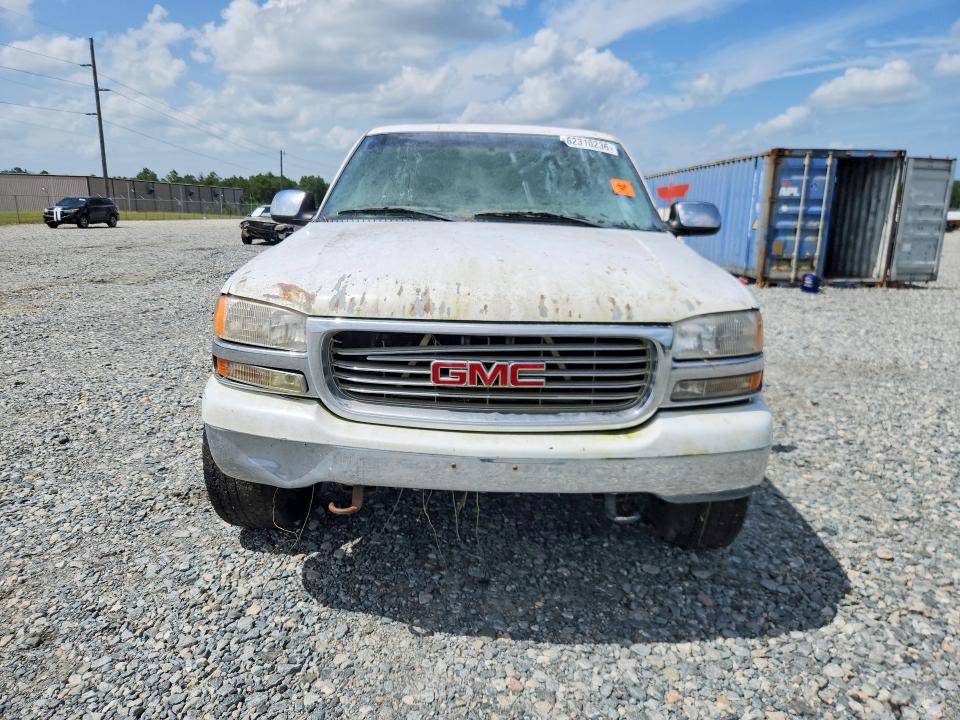 62310236 :رقم المزاد ، 2GTEC19T711125003 vin ، 2001 Gmc New Sierra مزاد بيع