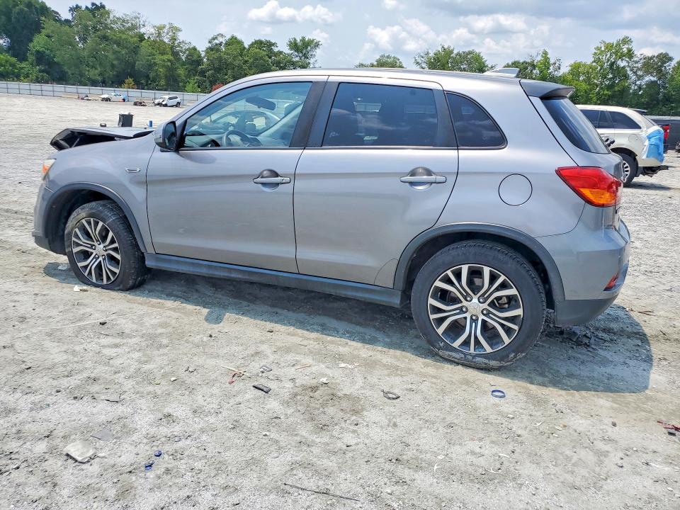 62690296 :رقم المزاد ، JA4AP3AU0JU020885 vin ، 2018 Mitsubishi Outlander Sport مزاد بيع