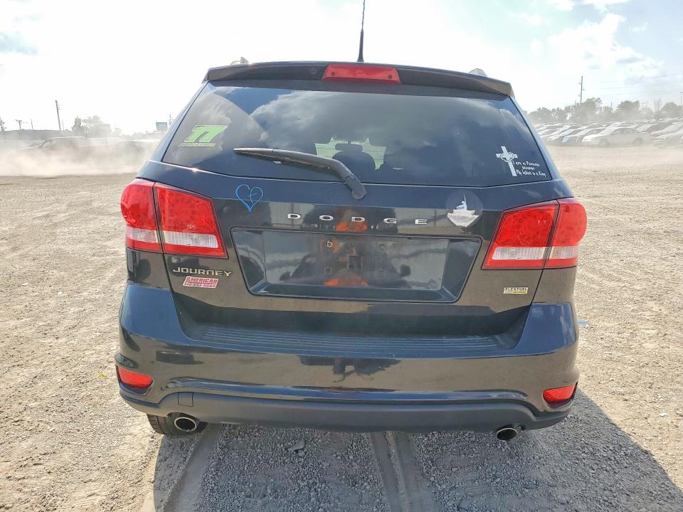 61312846 :رقم المزاد ، 3D4PG1FG1BT536680 vin ، 2011 Dodge Journey مزاد بيع