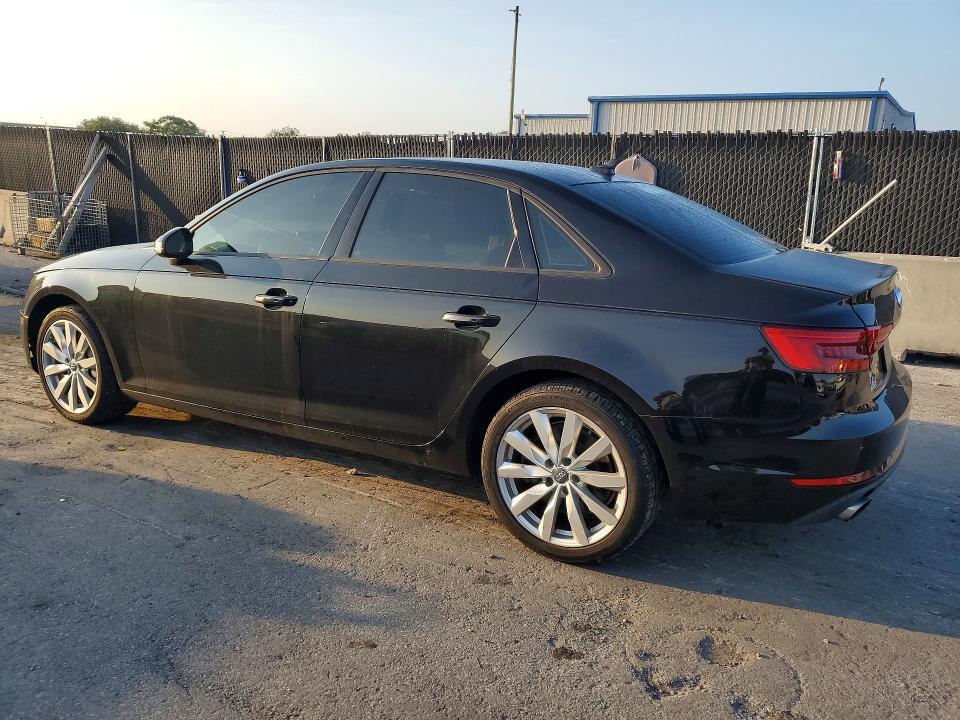Продаж на аукціоні авто 2017 Audi A4, vin: WAUANAF40HN007631, номер лоту: 62754346
