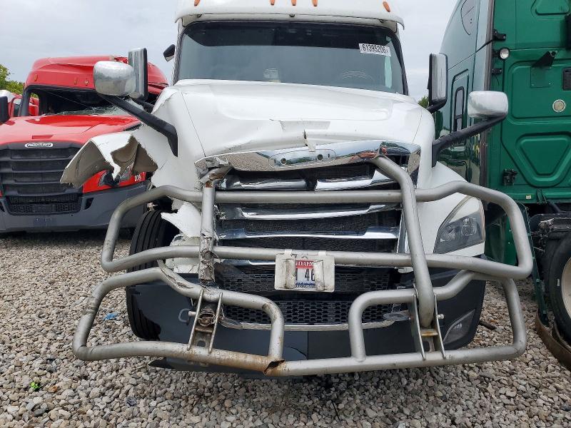 Продажа на аукционе авто 2020 Freightliner Cascadia 126, vin: 3AKJHHDR8LSLU5524, номер лота: 61395206