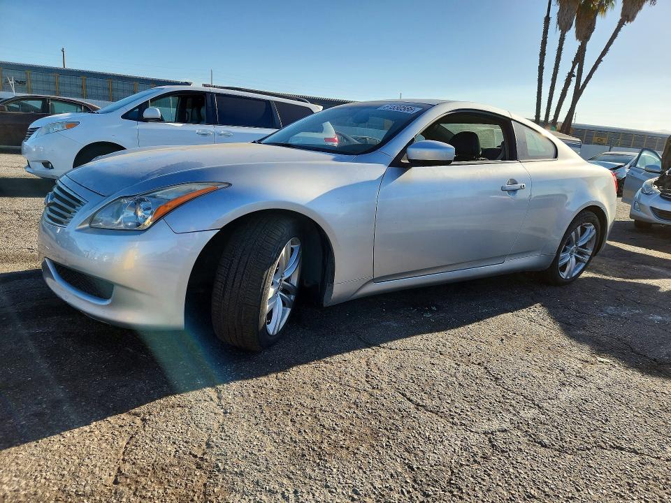 61530586 :رقم المزاد ، JNKCV64EX8M120267 vin ، 2008 Infiniti G37 مزاد بيع