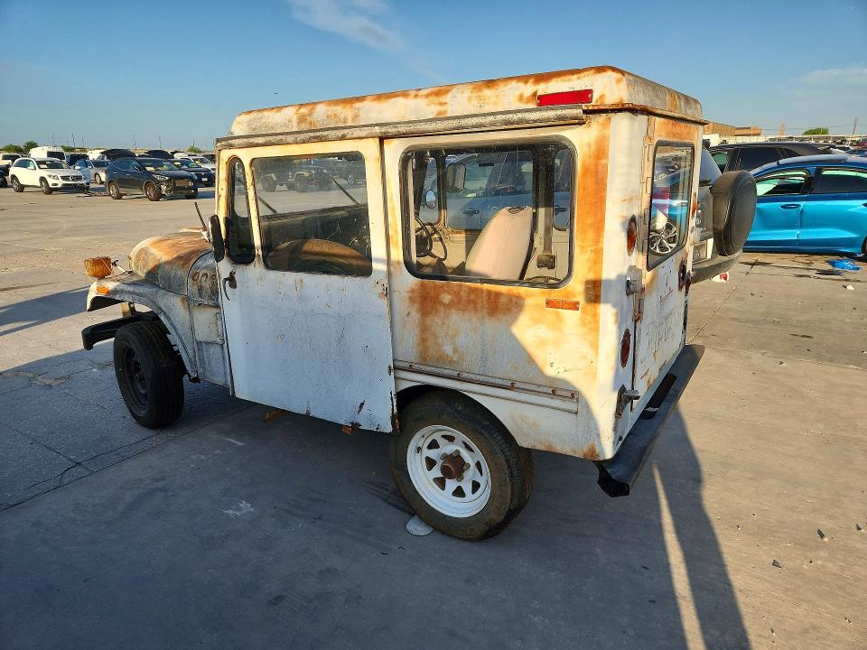 Продажа на аукционе авто 1983 Jeep Dj5/cj5 2d 4x4, vin: 1UTBF00A4DS000634, номер лота: 59772326