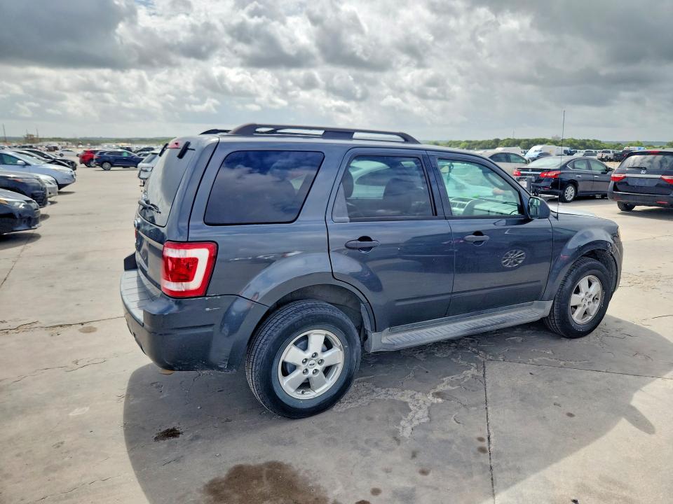 Продажа на аукционе авто 2009 Ford Escape, vin: 1FMCU03729KA09533, номер лота: 61549926