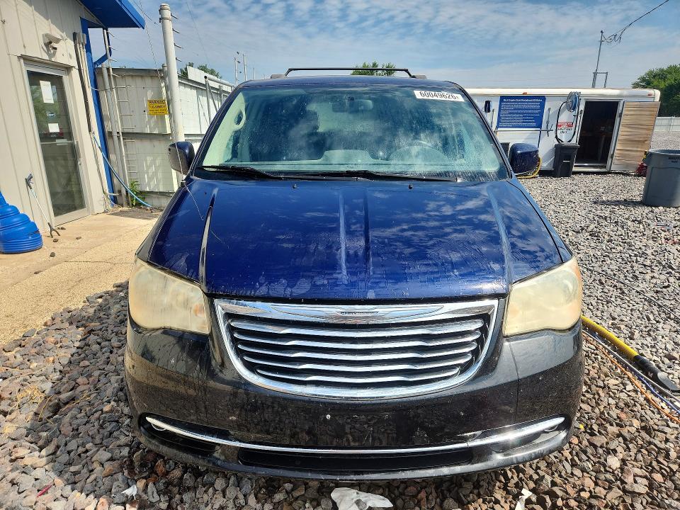 2013 Chrysler Town & Country მანქანა იყიდება აუქციონზე, vin: 2C4RC1BG2DR713279, აუქციონის ნომერი: 60049626