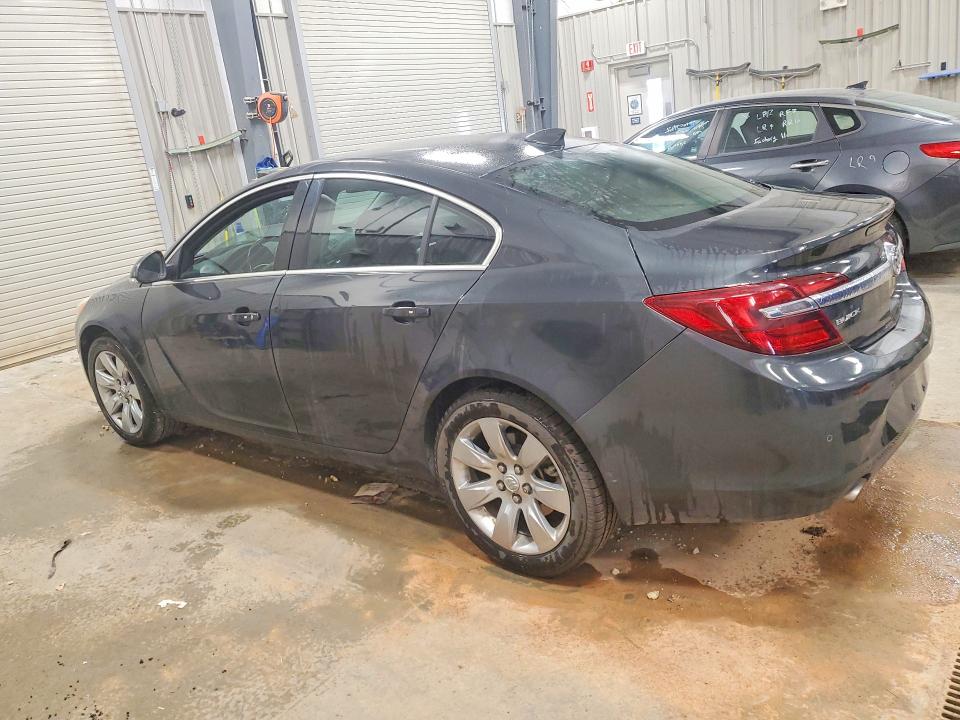 61760186 :رقم المزاد ، 2G4GS5GX7F9153171 vin ، 2015 Buick Regal مزاد بيع