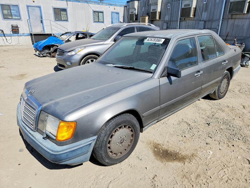 1989 Mercedes-benz 300 მანქანა იყიდება აუქციონზე, vin: WDBEA30D6KA878020, აუქციონის ნომერი: 62628366