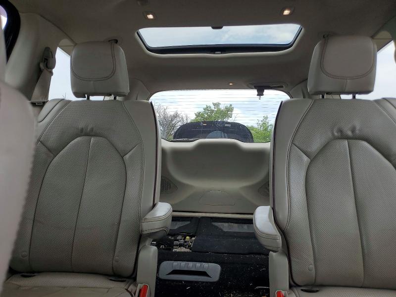 60134156 :رقم المزاد ، 2C4RC1GG8LR290165 vin ، 2020 Chrysler Pacifica مزاد بيع