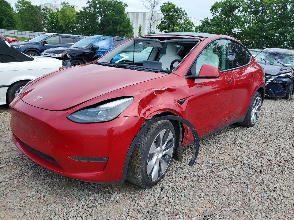 Auction sale of the 2022 Tesla Model Y, vin: 7SAYGDEE7NF521383, lot number: 59804486